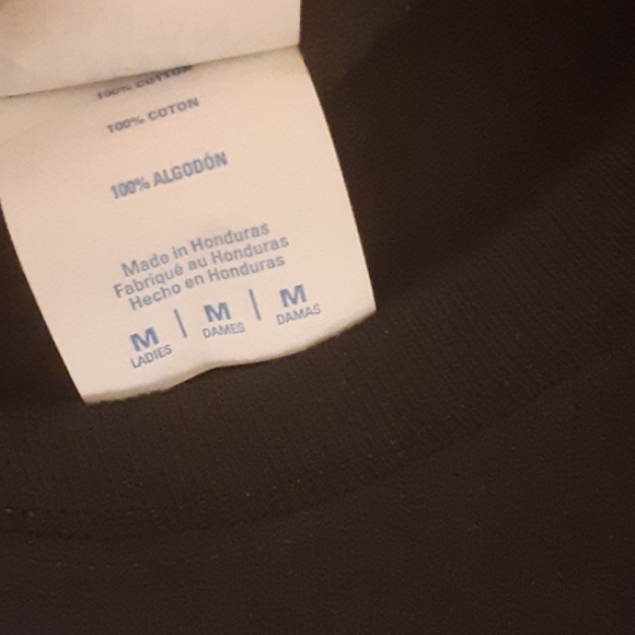 - December tee - Picture 3 of 4